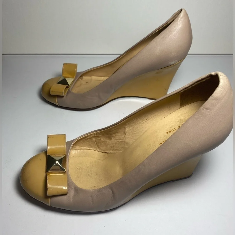 Kate Spade Tan and Gold Wedge Shoes